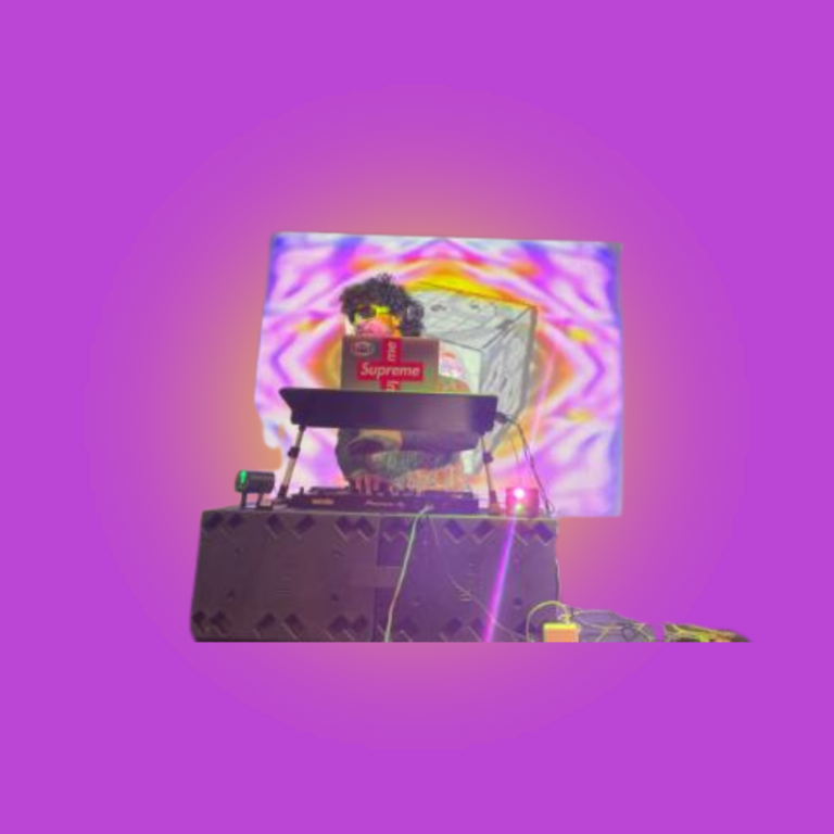 WECB Live’s First Rave: A glowing, psychedelic success